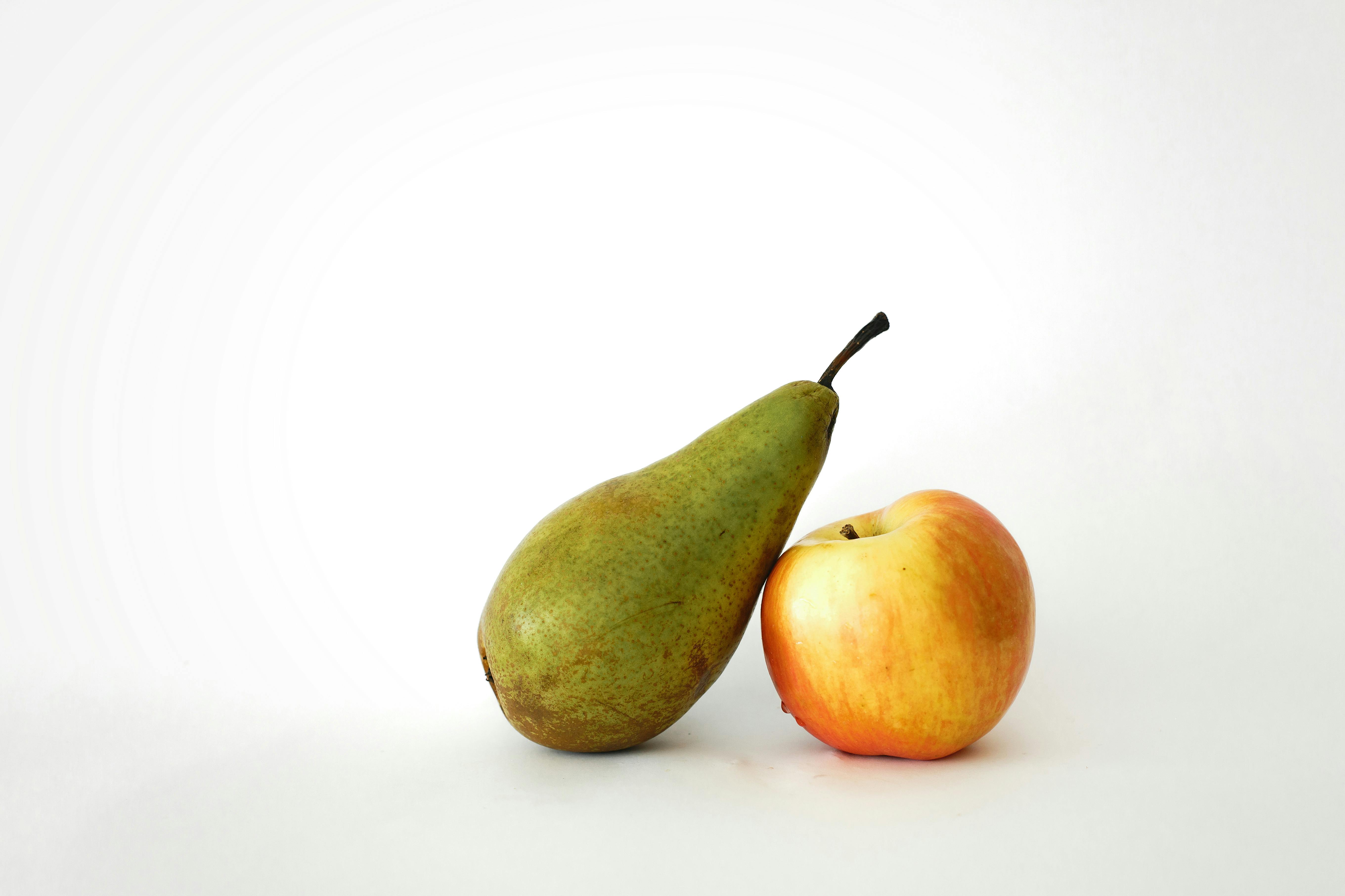 Foto von Gustavo Fring: https://www.pexels.com/de-de/foto/apple-apfel-frucht-birne-7156074/ Entscheidungsfinder